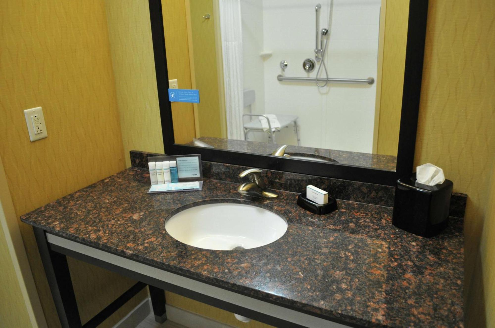 King Room Roll Shower Mobility Hearing Access or Non-Smoking