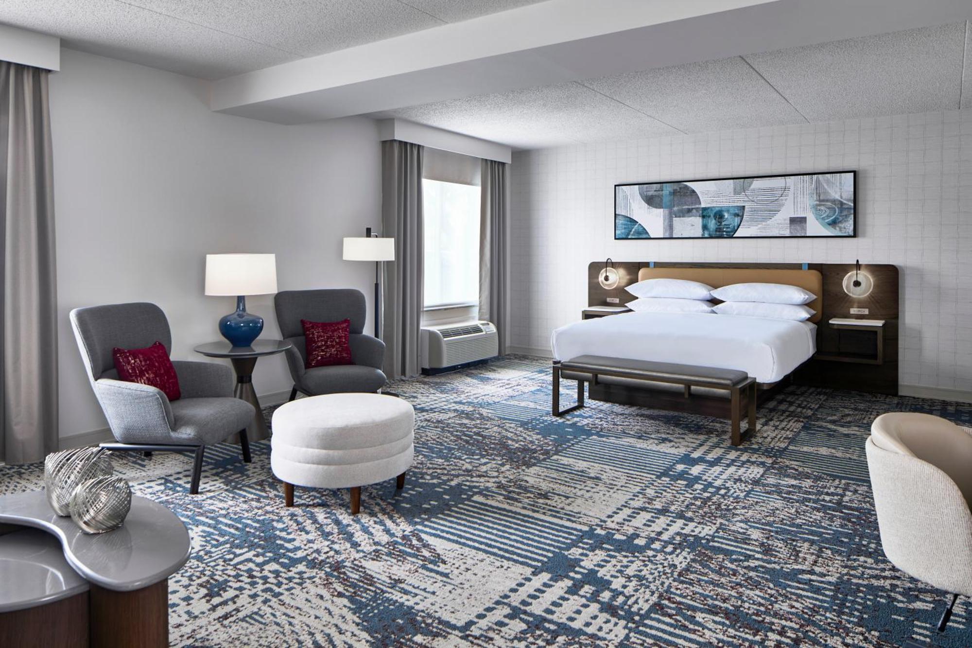 Deluxe King Room with Sofa Bed,1614357013:JPEG